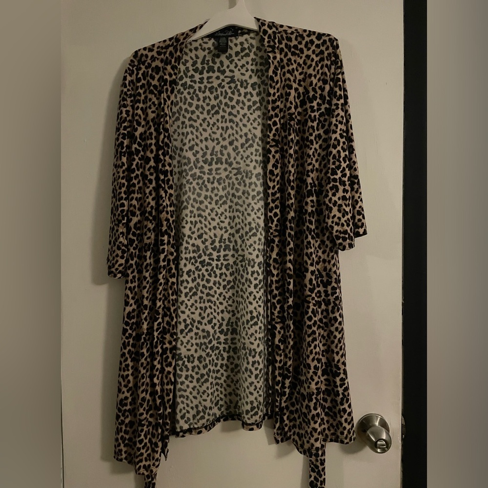 Women’s robe
